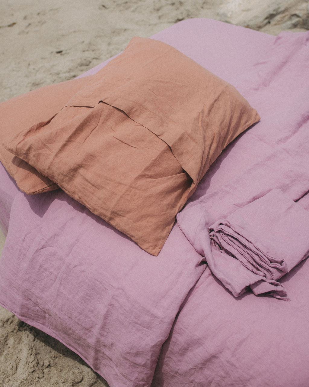 Red Sands Pillowcase Set